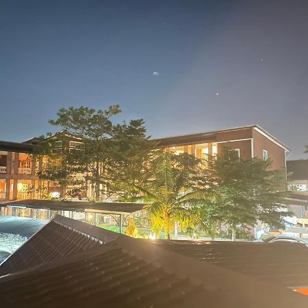 Noree Jacuzzi House Ban Phan Sadet Nai Экстерьер фото
